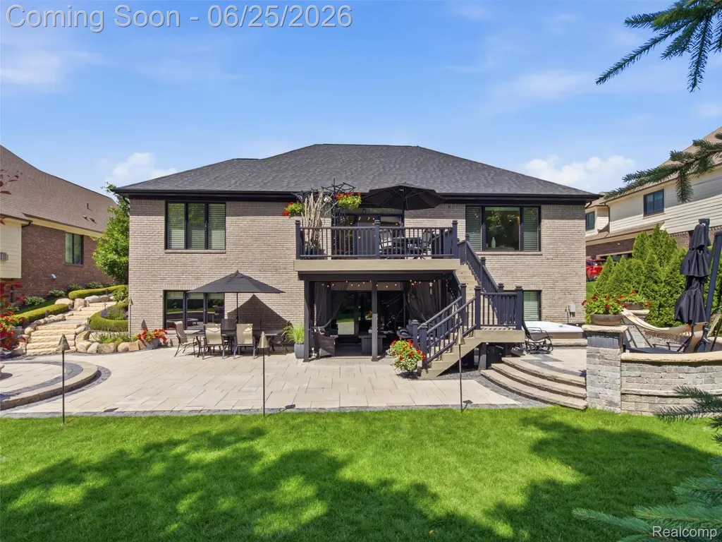 60778 Forest Creek Drive Washington Township MI 48094