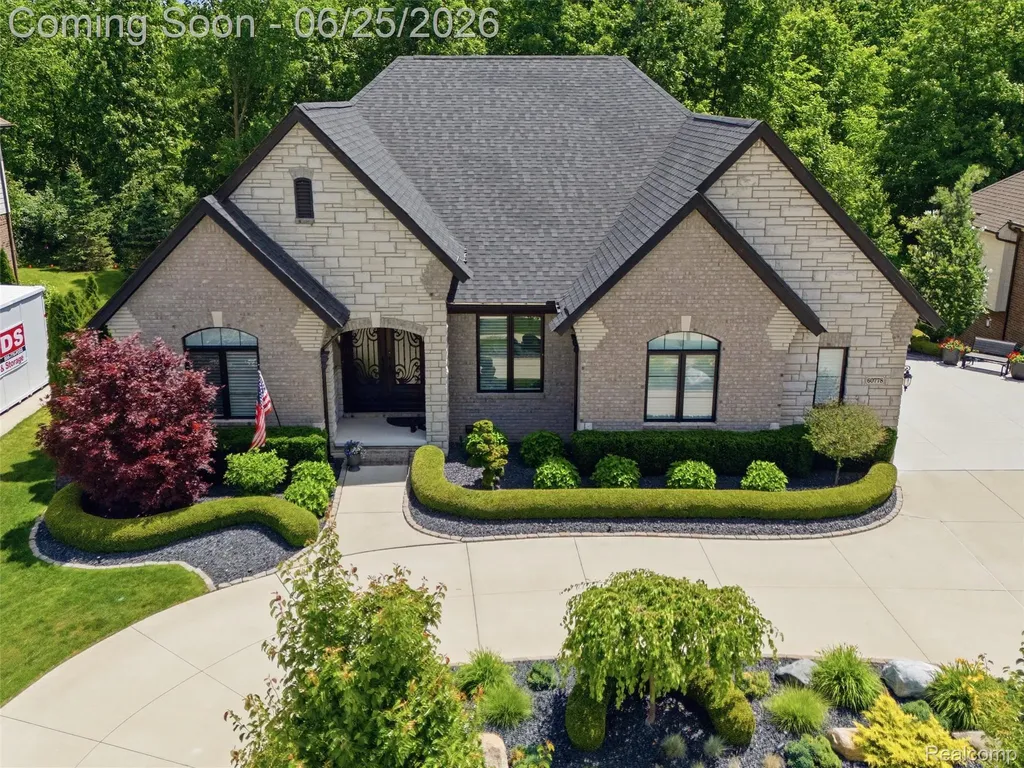 60778 Forest Creek Drive Washington Township MI 48094