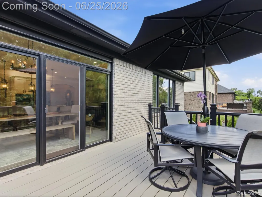 60778 Forest Creek Drive Washington Township MI 48094
