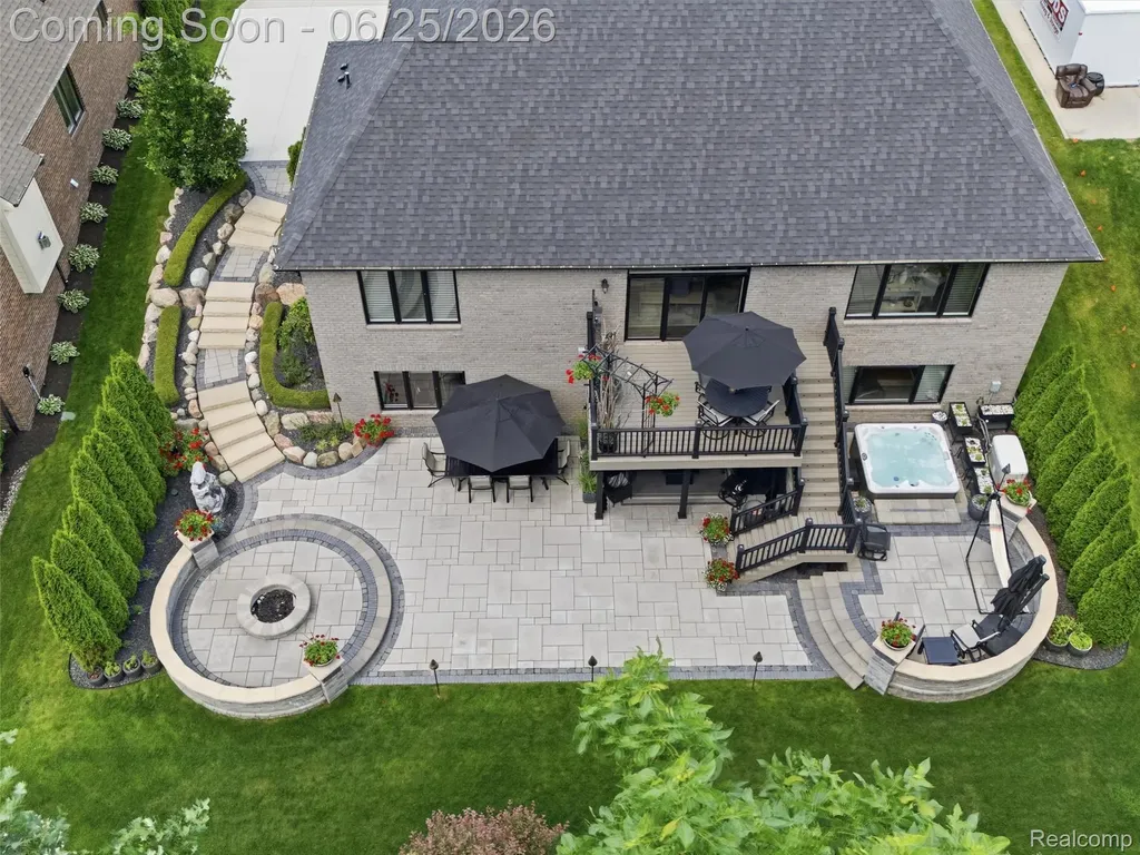 60778 Forest Creek Drive Washington Township MI 48094