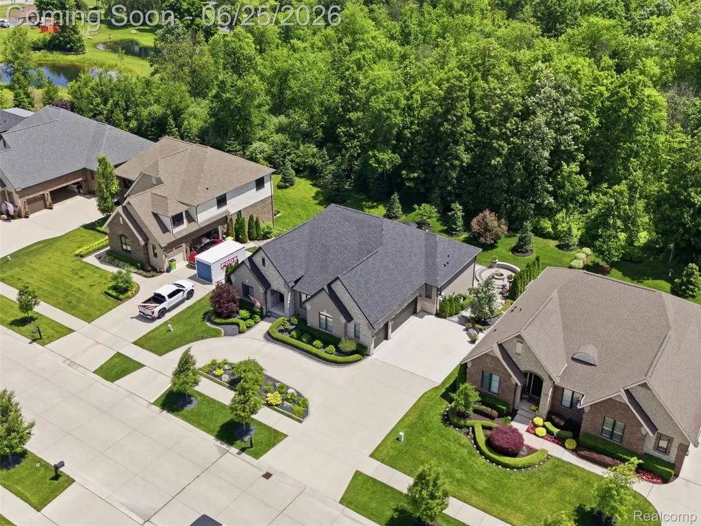 60778 Forest Creek Drive Washington Township MI 48094