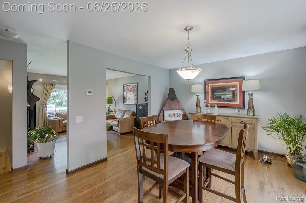 4741 Meadowbrook Avenue Independence Charter Township MI 48348