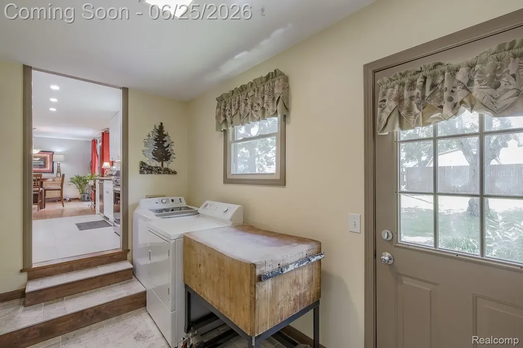 4741 Meadowbrook Avenue Independence Charter Township MI 48348
