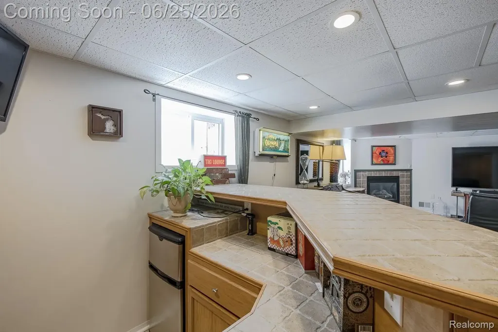 4741 Meadowbrook Avenue Independence Charter Township MI 48348