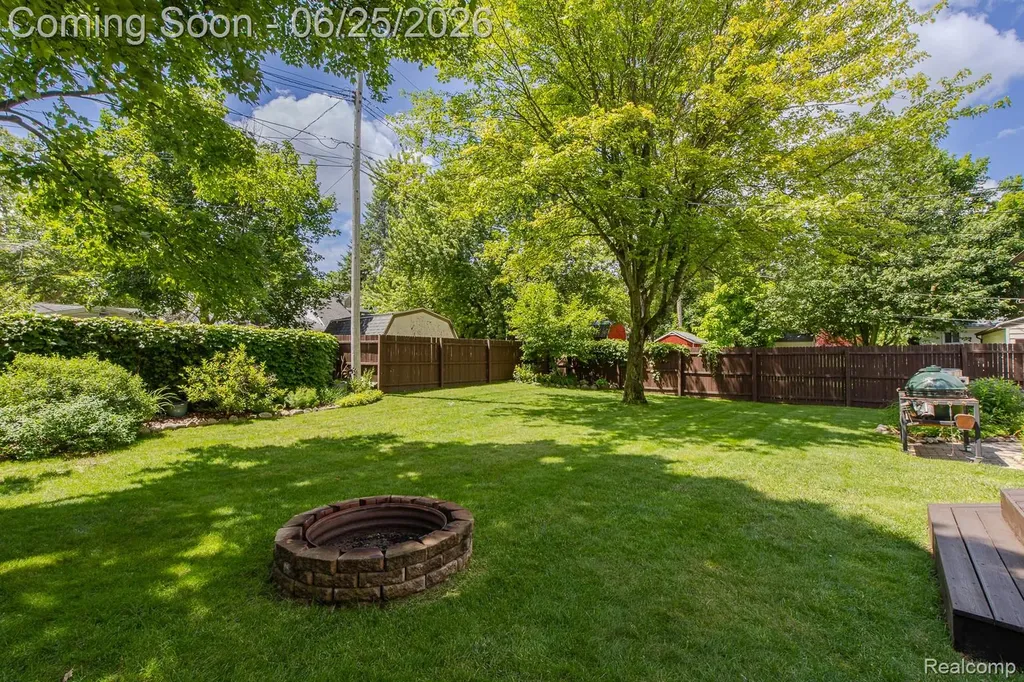 4741 Meadowbrook Avenue Independence Charter Township MI 48348