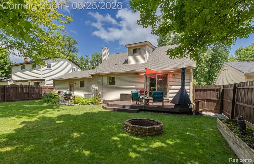 4741 Meadowbrook Avenue Independence Charter Township MI 48348