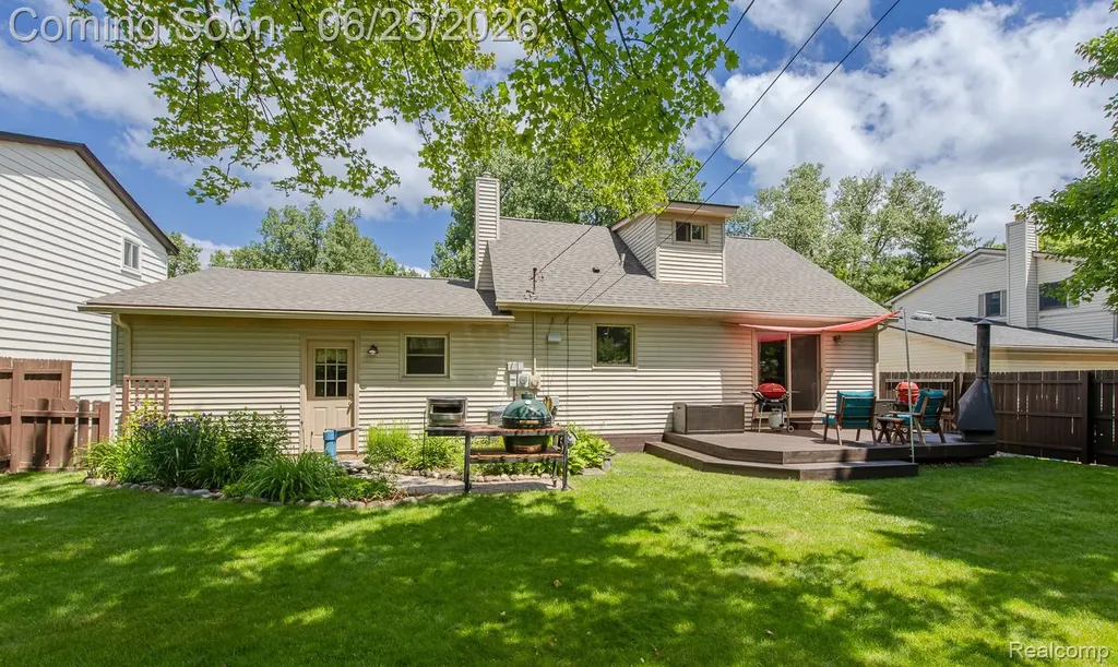 4741 Meadowbrook Avenue Independence Charter Township MI 48348