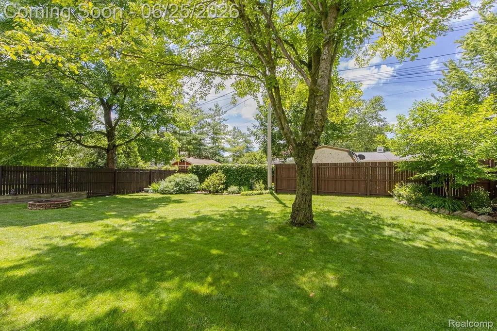 4741 Meadowbrook Avenue Independence Charter Township MI 48348