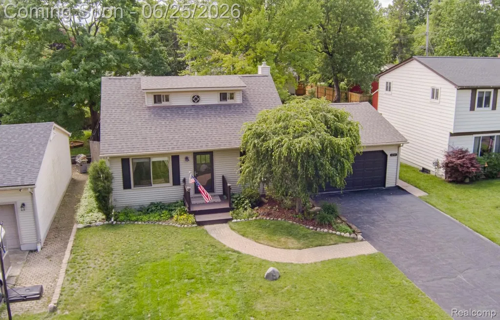 4741 Meadowbrook Avenue Independence Charter Township MI 48348