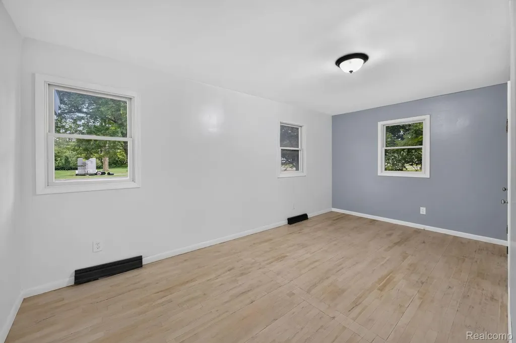 9288 Hilda Lane Clayton Charter Township MI 48433