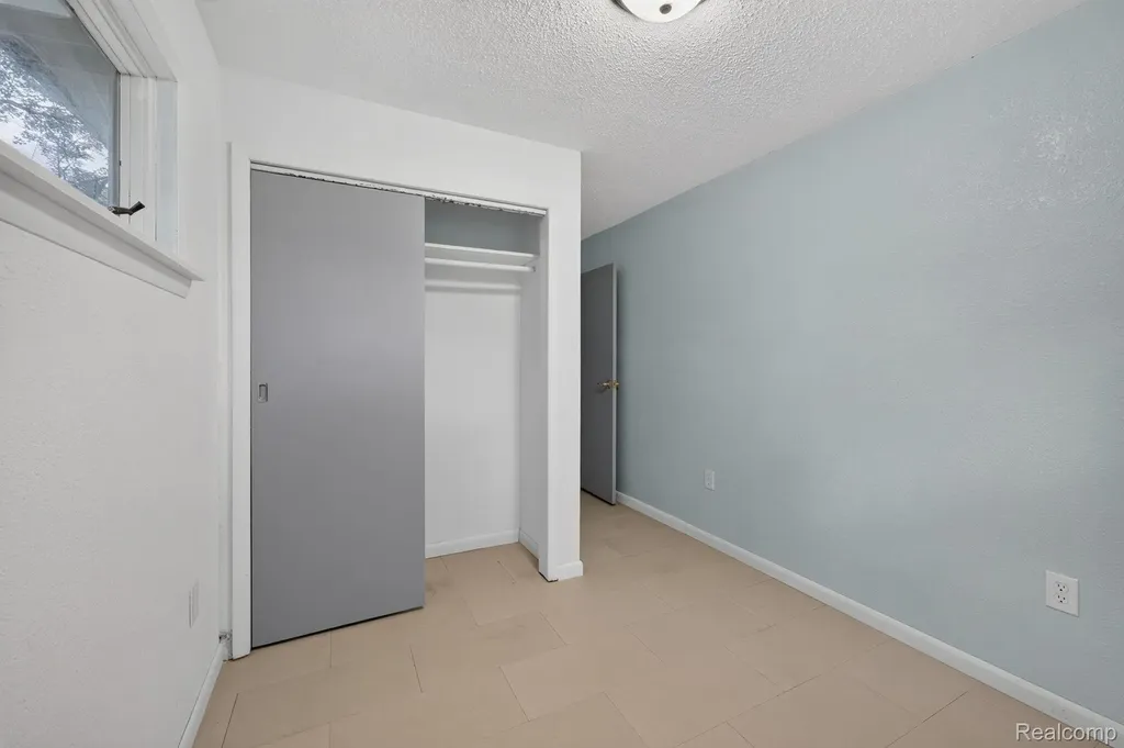 9288 Hilda Lane Clayton Charter Township MI 48433