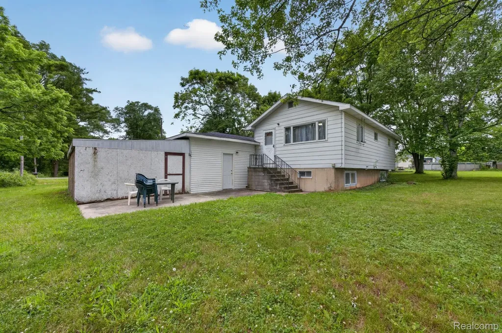 9288 Hilda Lane Clayton Charter Township MI 48433
