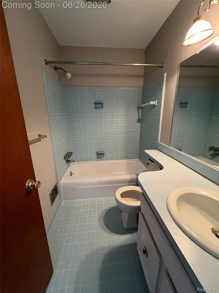 37407 Charter Oaks Boulevard Clinton Charter Township MI 48036