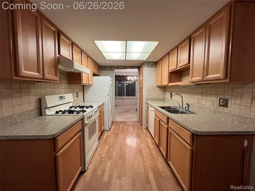 37407 Charter Oaks Boulevard Clinton Charter Township MI 48036