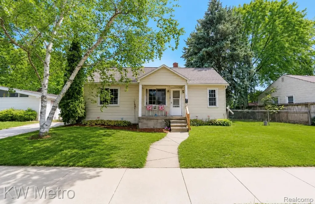 1406 Rosewood Street Ferndale City MI 48220