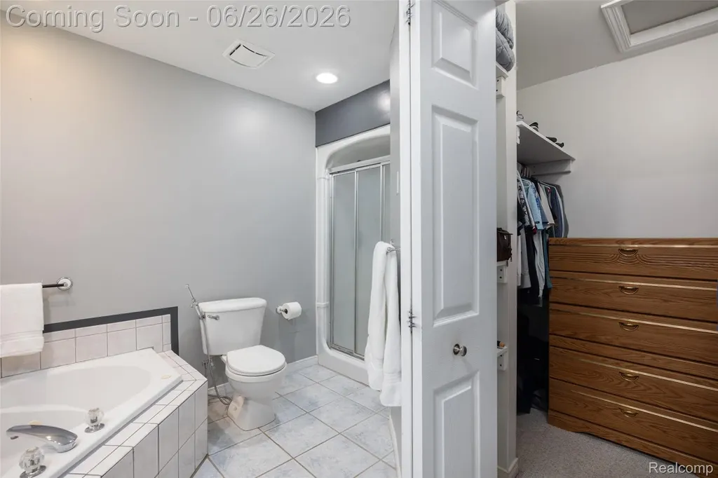 18570 Hollie Drive Macomb Township MI 48044