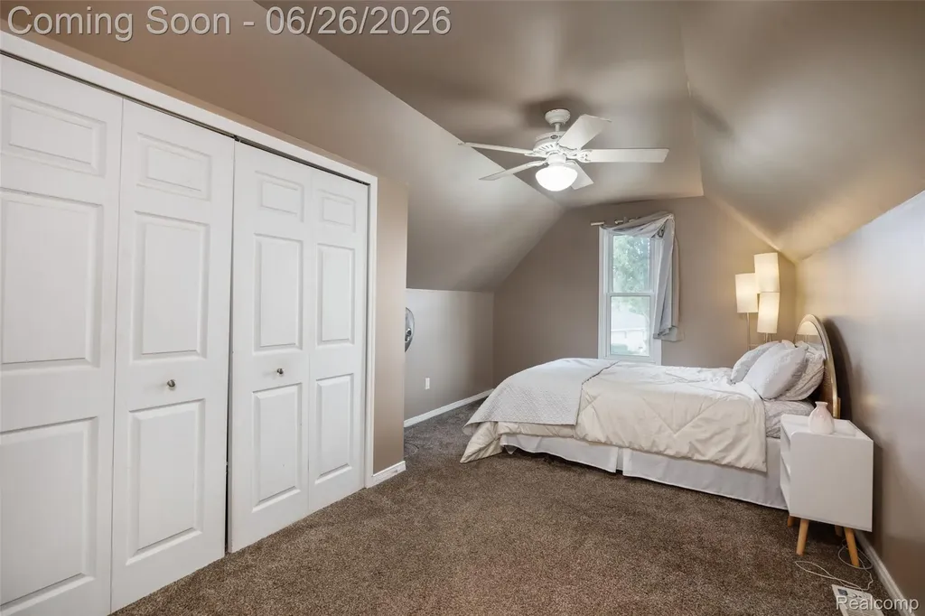 18570 Hollie Drive Macomb Township MI 48044
