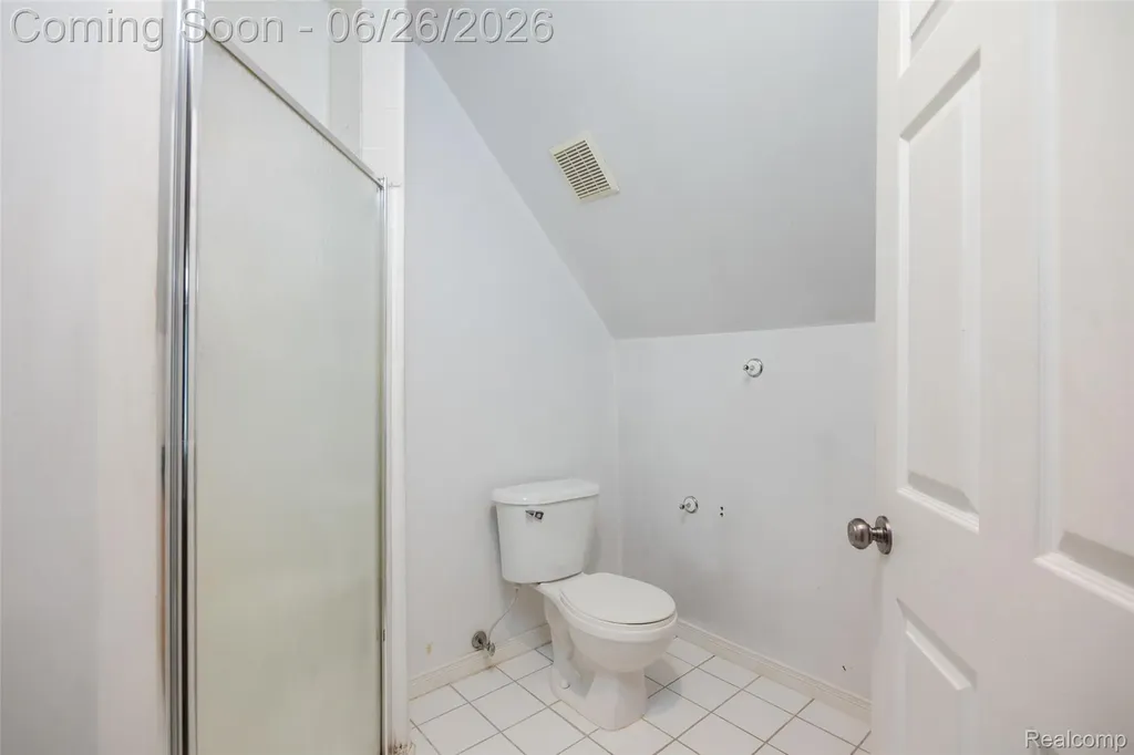 18570 Hollie Drive Macomb Township MI 48044