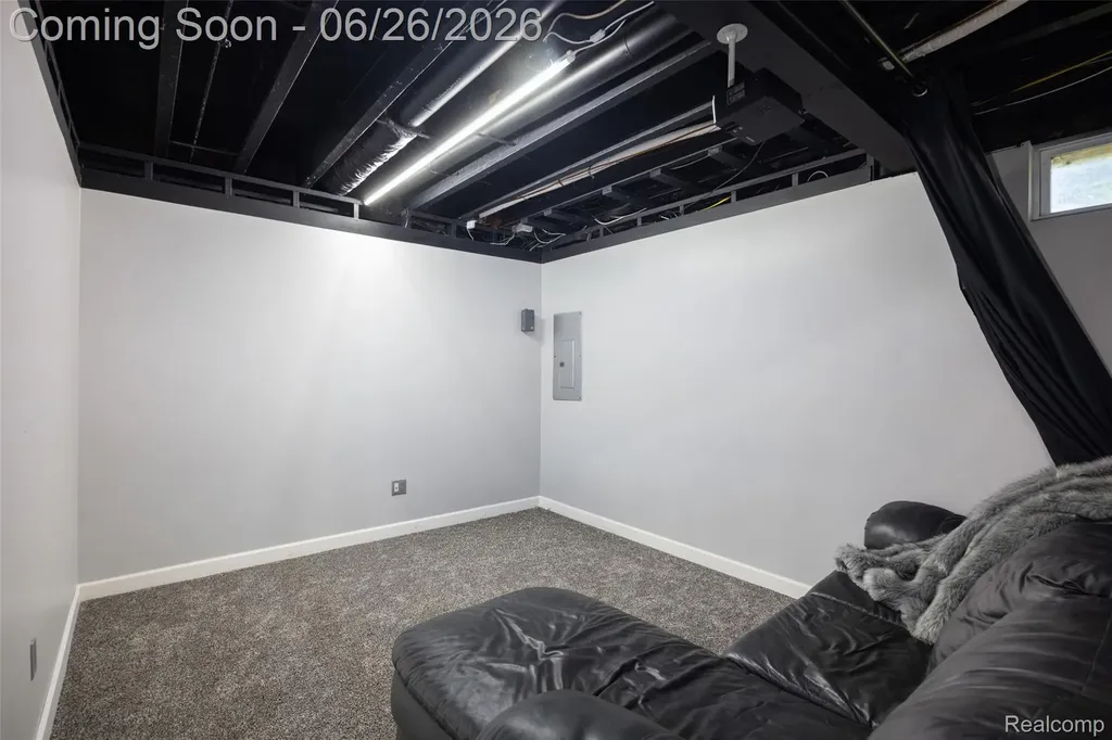 18570 Hollie Drive Macomb Township MI 48044