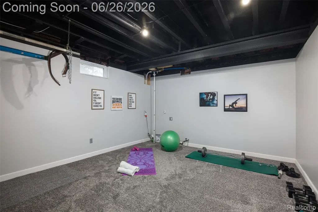 18570 Hollie Drive Macomb Township MI 48044
