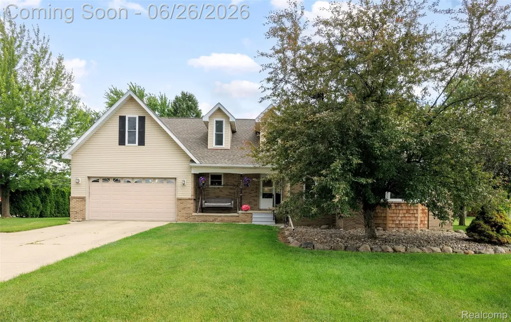 18570 Hollie Drive Macomb Township MI 48044