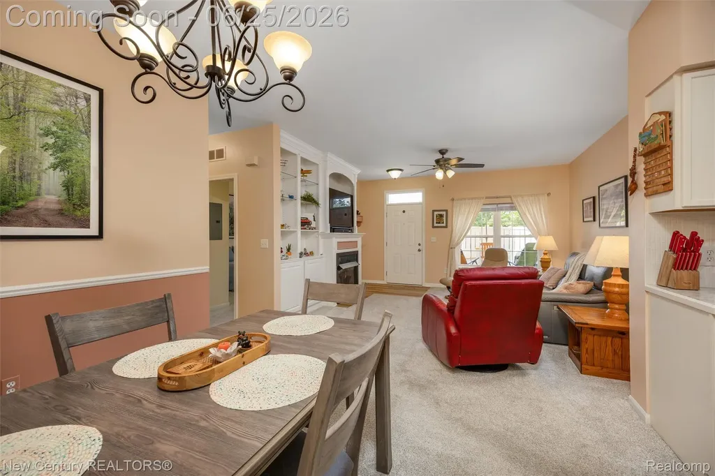 618 Belmonte Drive Waterford Charter Township MI 48328