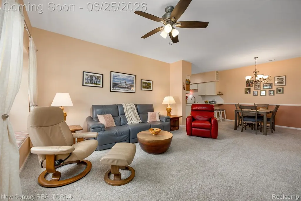 618 Belmonte Drive Waterford Charter Township MI 48328
