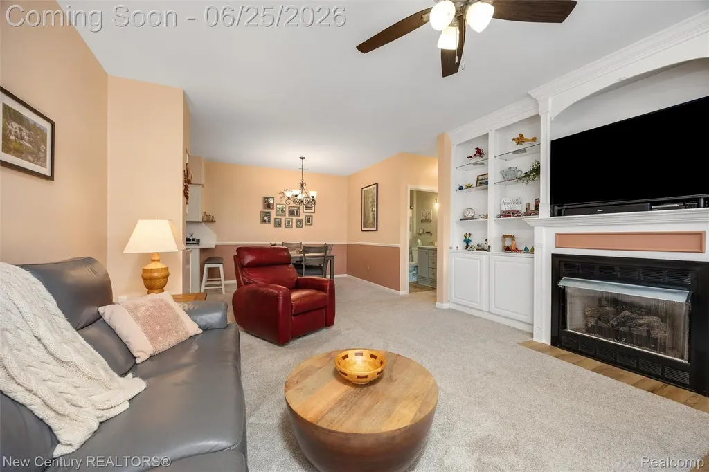 618 Belmonte Drive Waterford Charter Township MI 48328