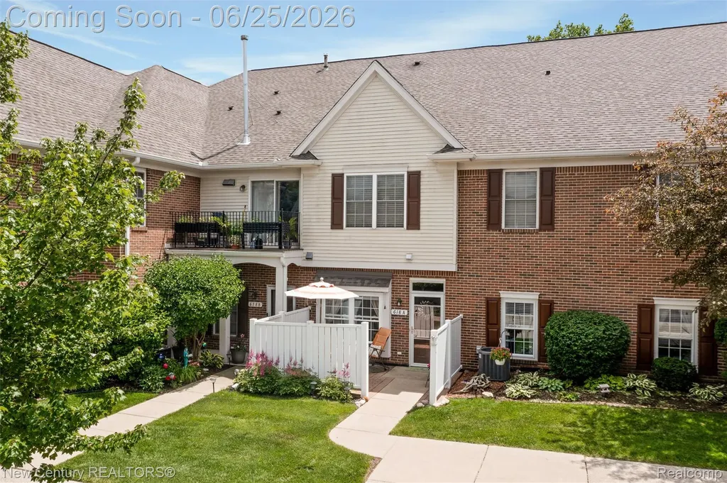 618 Belmonte Drive Waterford Charter Township MI 48328