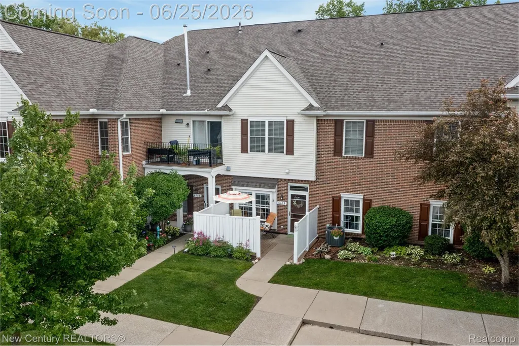 618 Belmonte Drive Waterford Charter Township MI 48328
