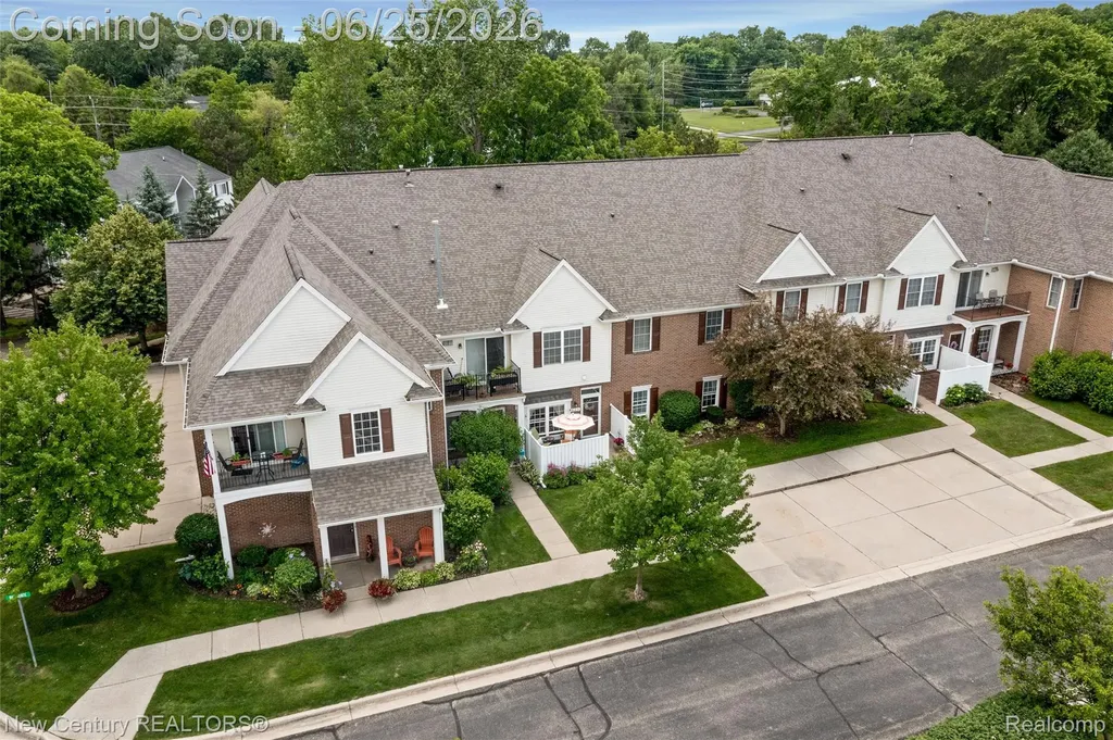 618 Belmonte Drive Waterford Charter Township MI 48328