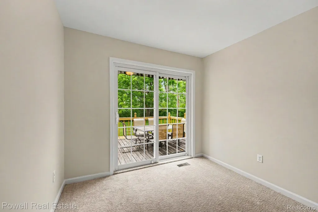 18166 Davidson Fraser City MI 48026