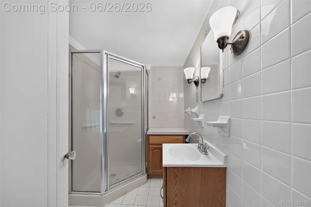 410 N Alexander Avenue Royal Oak City MI 48067