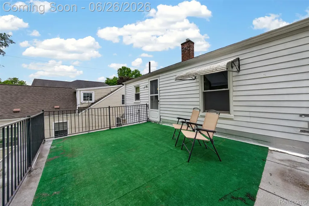 410 N Alexander Avenue Royal Oak City MI 48067