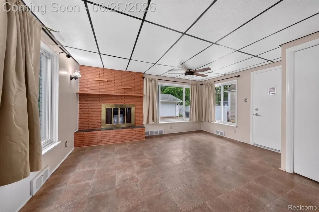 410 N Alexander Avenue Royal Oak City MI 48067