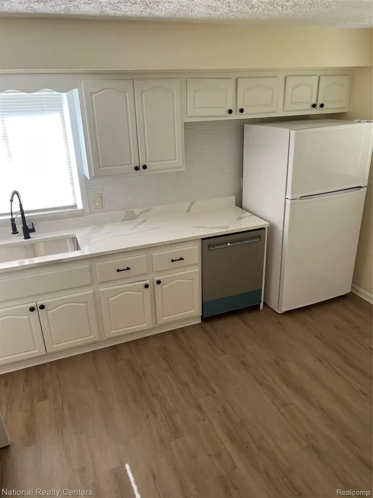 1260 Maurer Avenue Pontiac City MI 48342