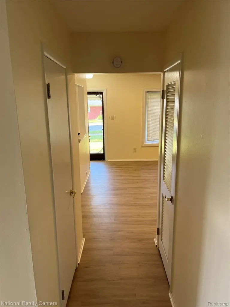 1260 Maurer Avenue Pontiac City MI 48342