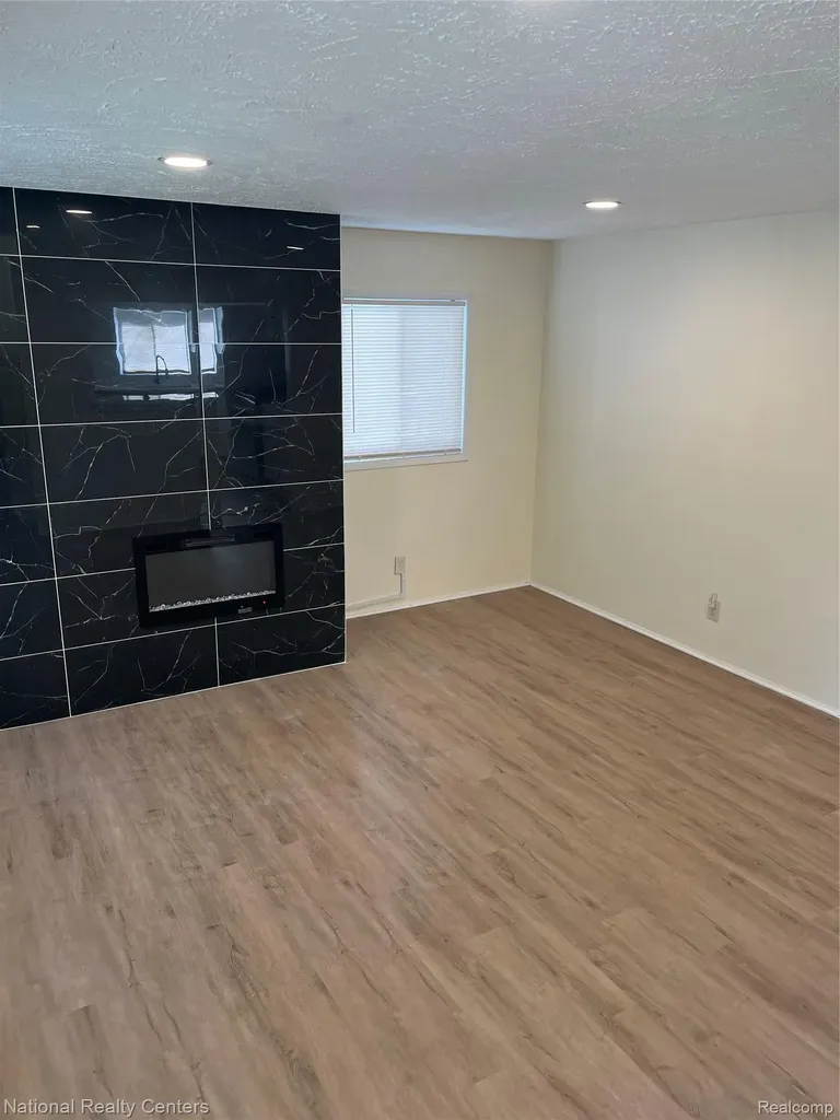 1260 Maurer Avenue Pontiac City MI 48342