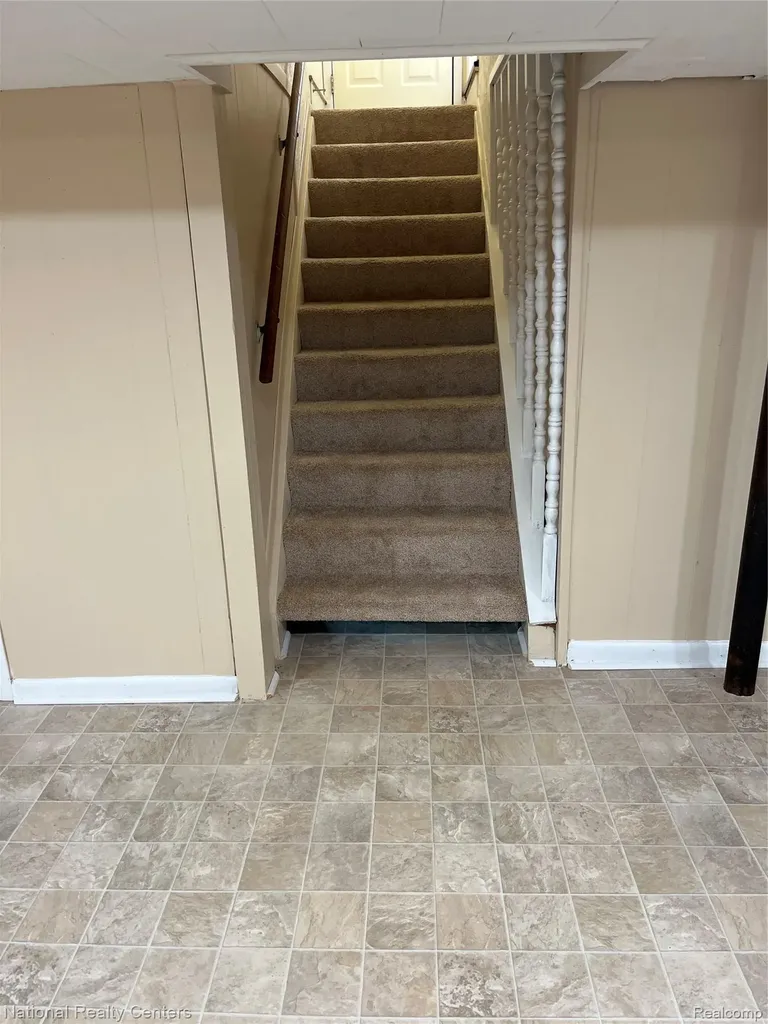 1260 Maurer Avenue Pontiac City MI 48342