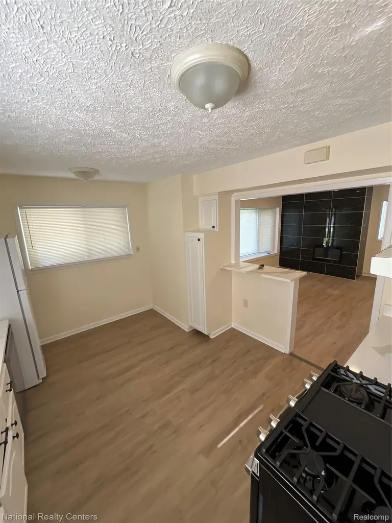 1260 Maurer Avenue Pontiac City MI 48342