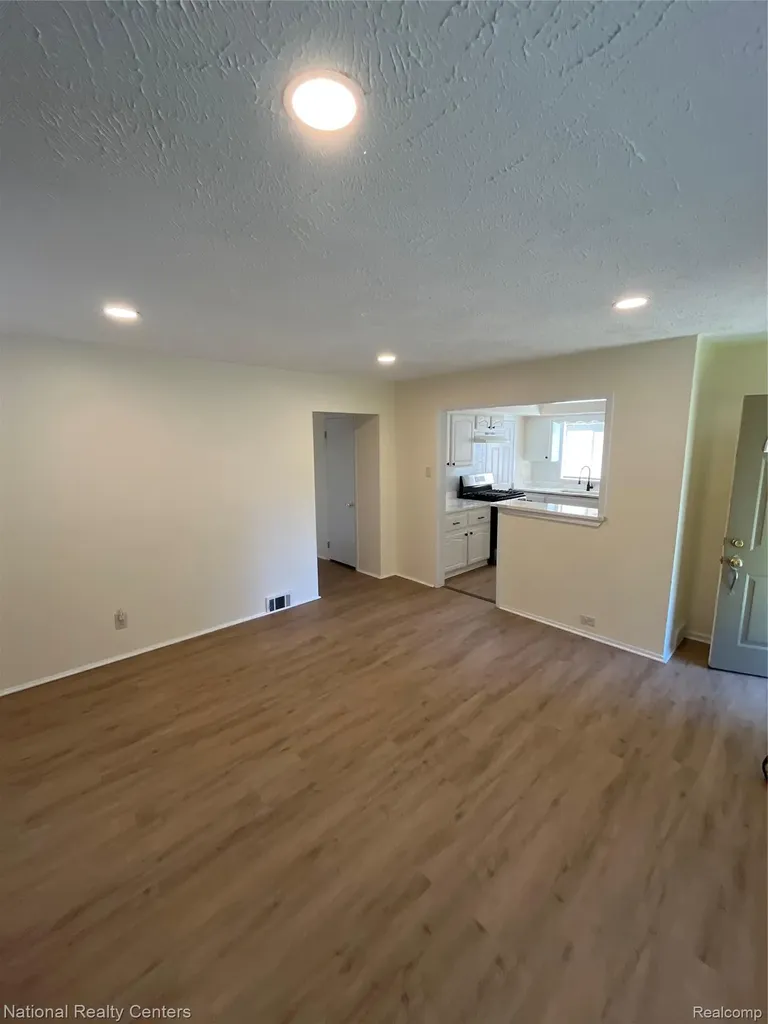 1260 Maurer Avenue Pontiac City MI 48342