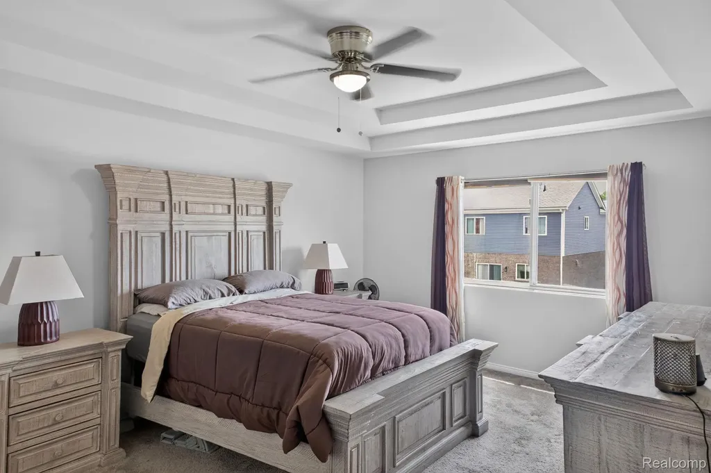 5168 Bradmore Lane Warren City MI 48092
