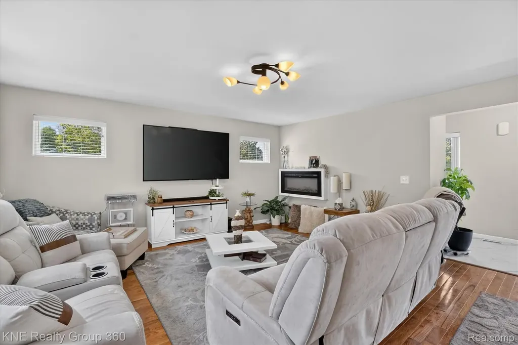 7067 Glenmeadow Court Grand Blanc Charter Township MI 48439