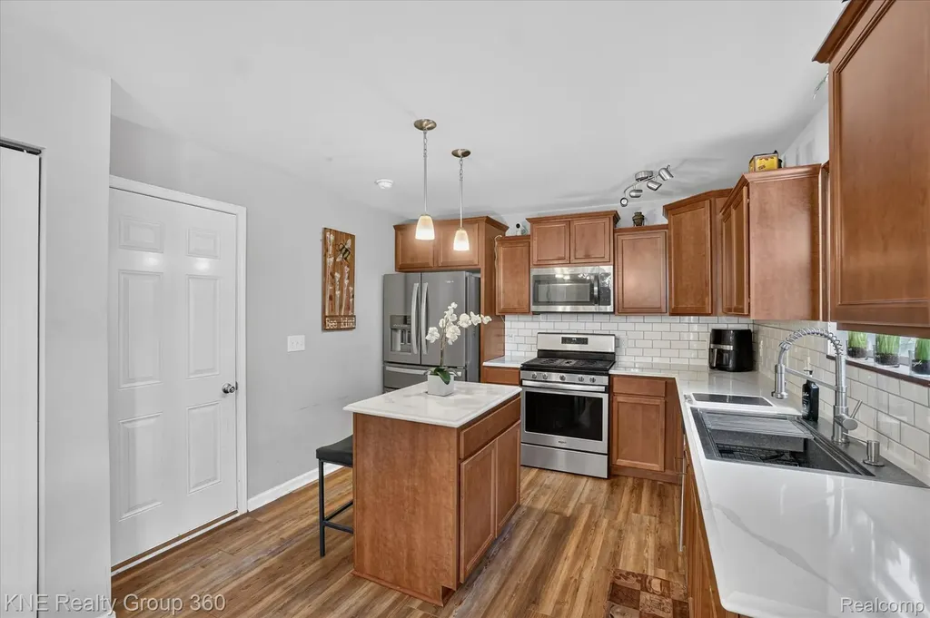 7067 Glenmeadow Court Grand Blanc Charter Township MI 48439