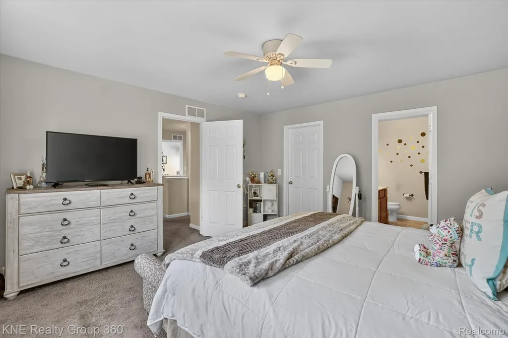 7067 Glenmeadow Court Grand Blanc Charter Township MI 48439