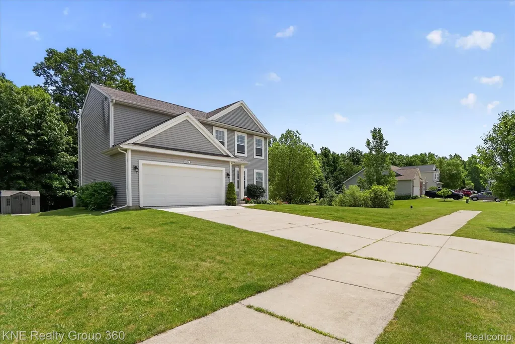 7067 Glenmeadow Court Grand Blanc Charter Township MI 48439