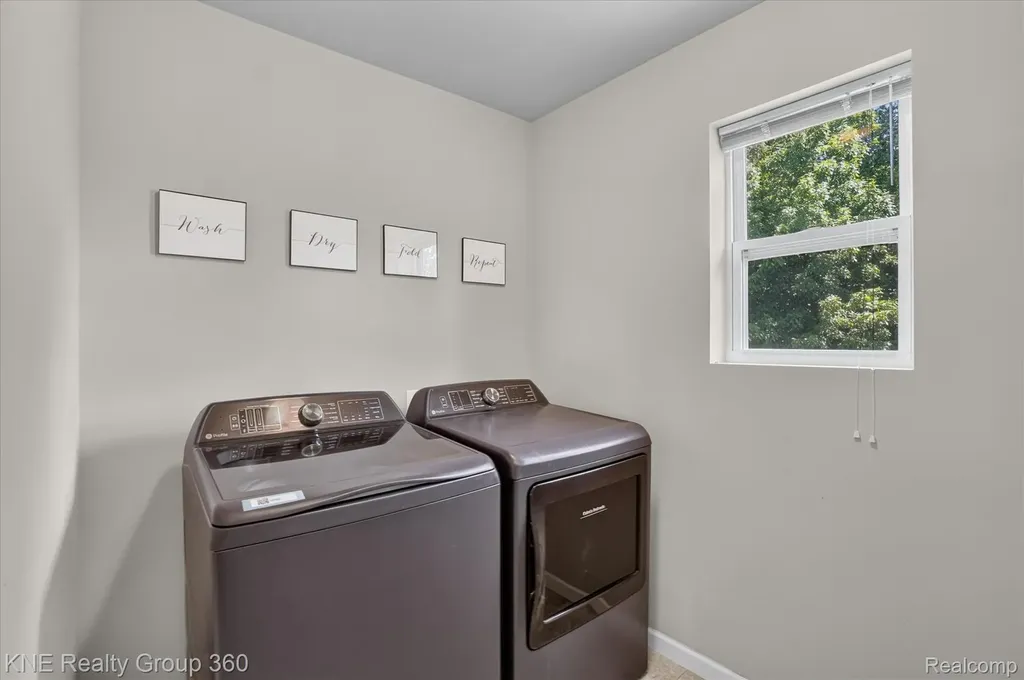 7067 Glenmeadow Court Grand Blanc Charter Township MI 48439