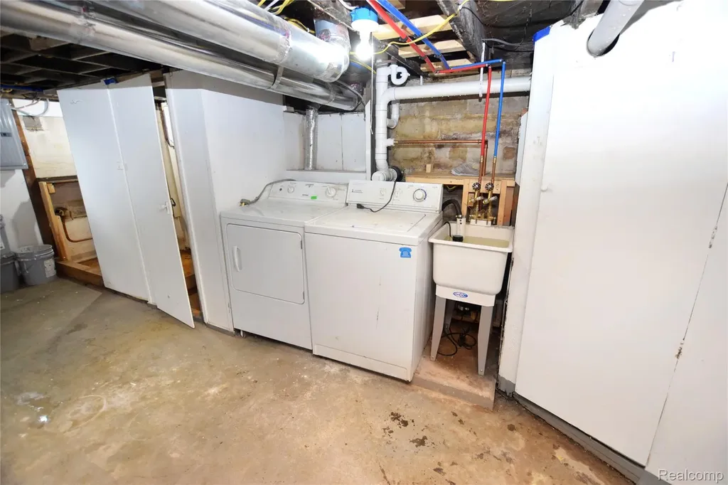 4047 Mitchell Drive Genesee Charter Township MI 48506