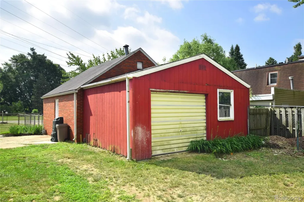4047 Mitchell Drive Genesee Charter Township MI 48506