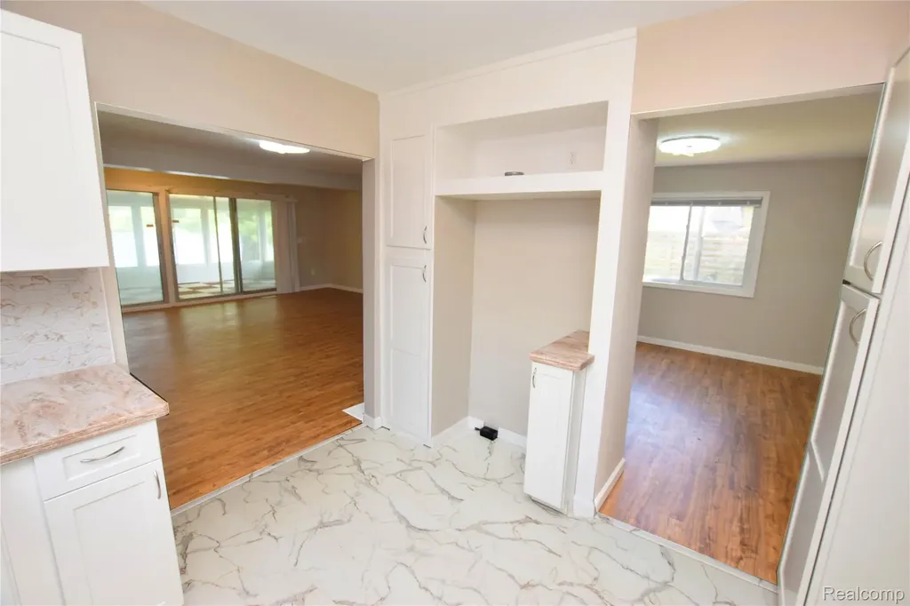 4047 Mitchell Drive Genesee Charter Township MI 48506